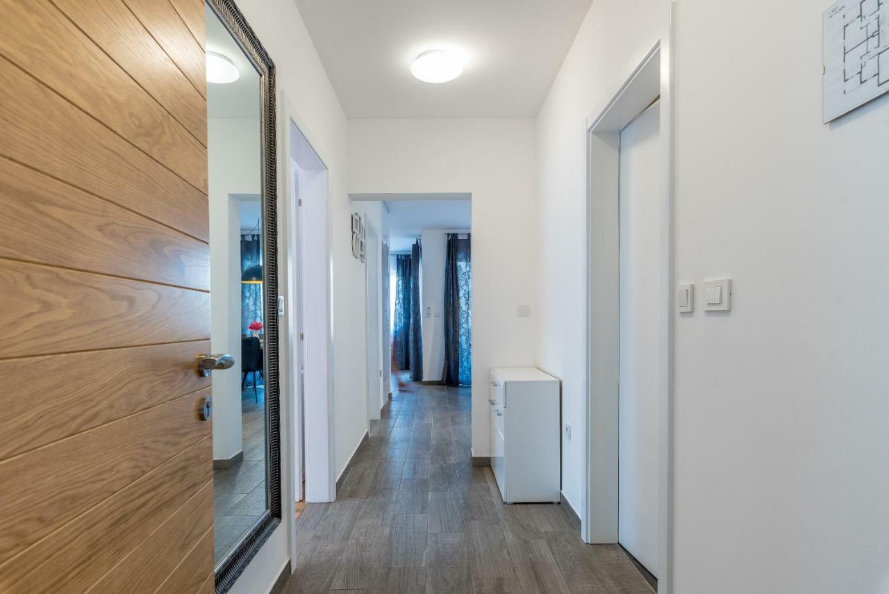 Villa Anja 1St Floor Peroj Dış mekan fotoğraf