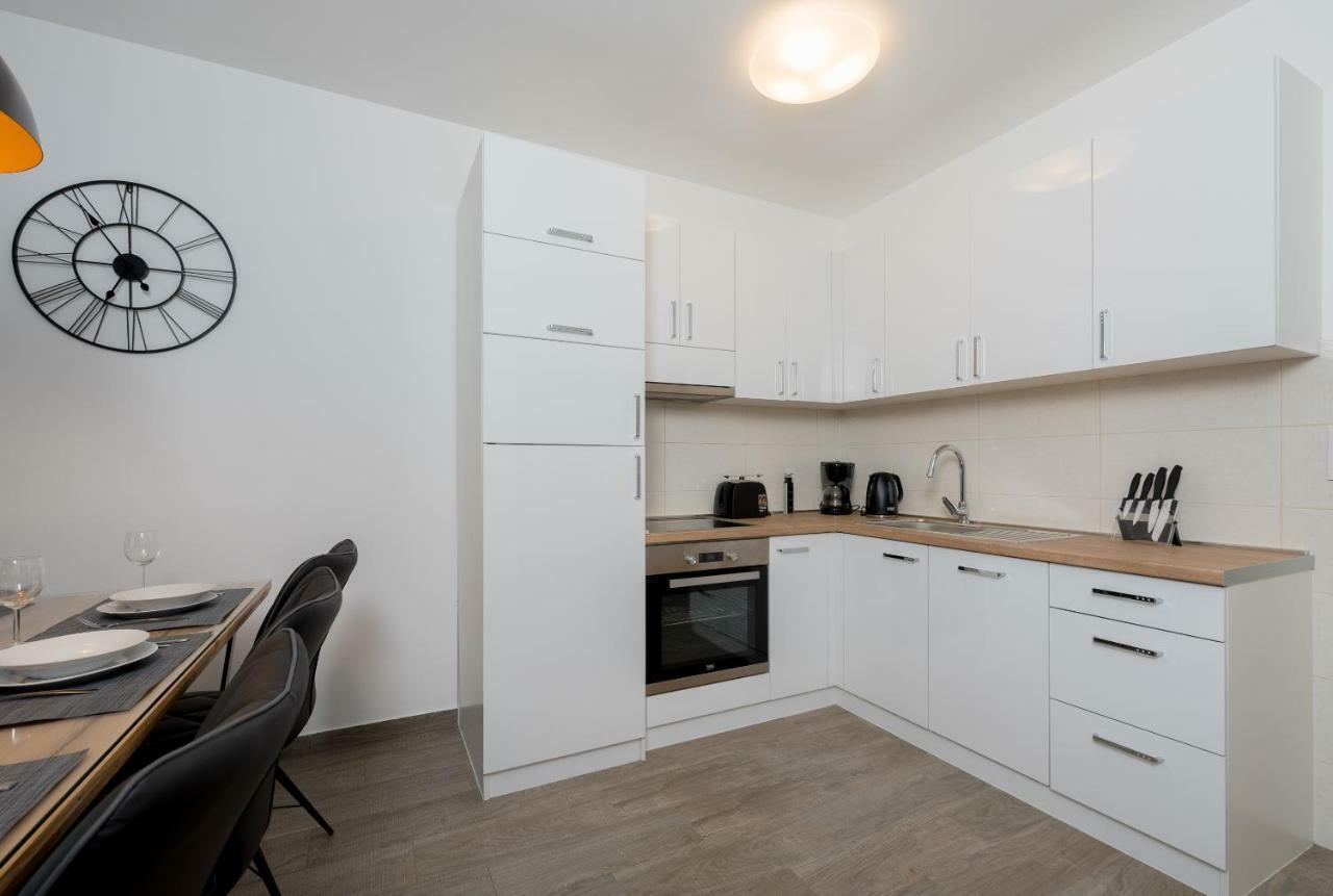 Villa Anja 1St Floor Peroj Dış mekan fotoğraf