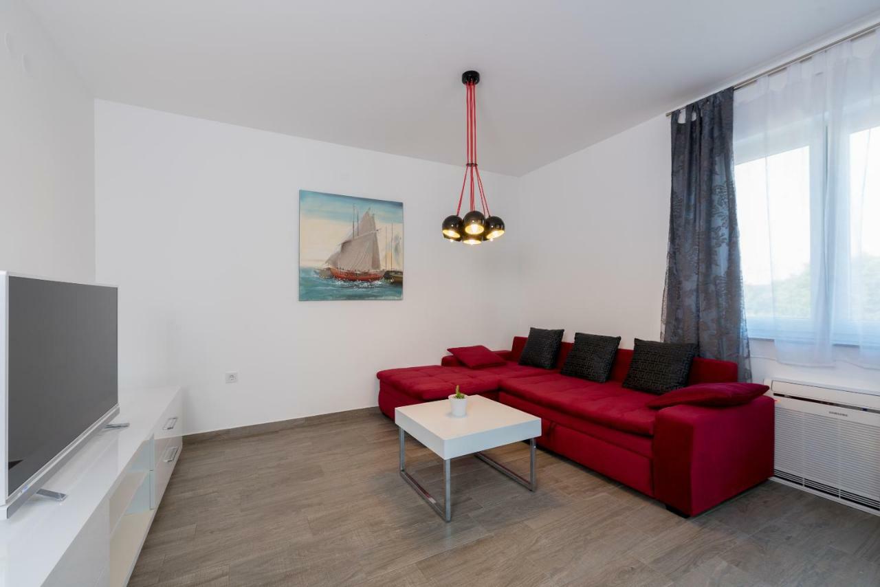 Villa Anja 1St Floor Peroj Dış mekan fotoğraf